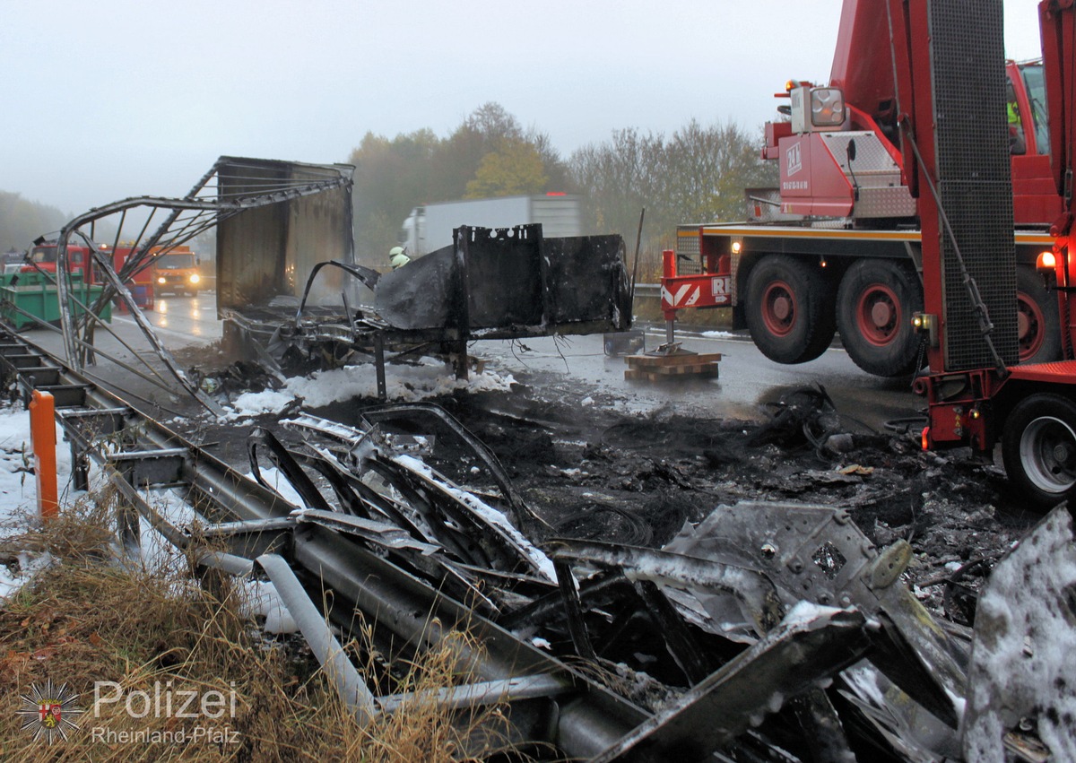 POL-PPWP: Vorläufige Bilanz nach Lkw-Brand