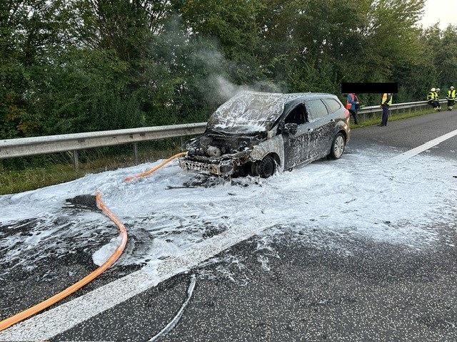 POL-VDKO: Abschlussmeldung zu PKW Brand auf der A48