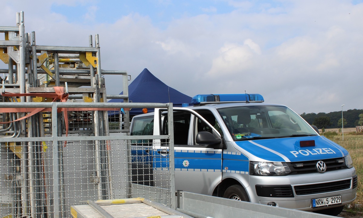 POL-LIP: Kreis Lippe. Brummis im Blick - Polizei kontrollierte in Lippe.