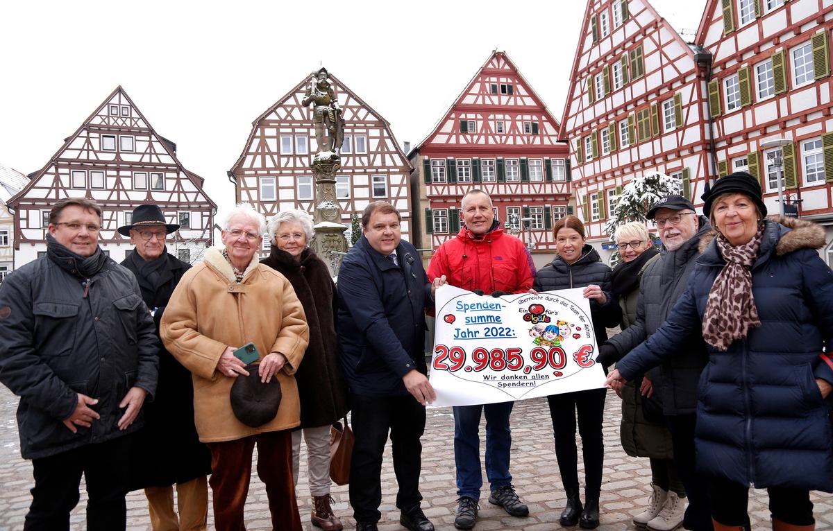 Aktion &quot;Ein Herz für´s Olgäle&quot; spendet 30.000 Euro für krebskranke Kinder