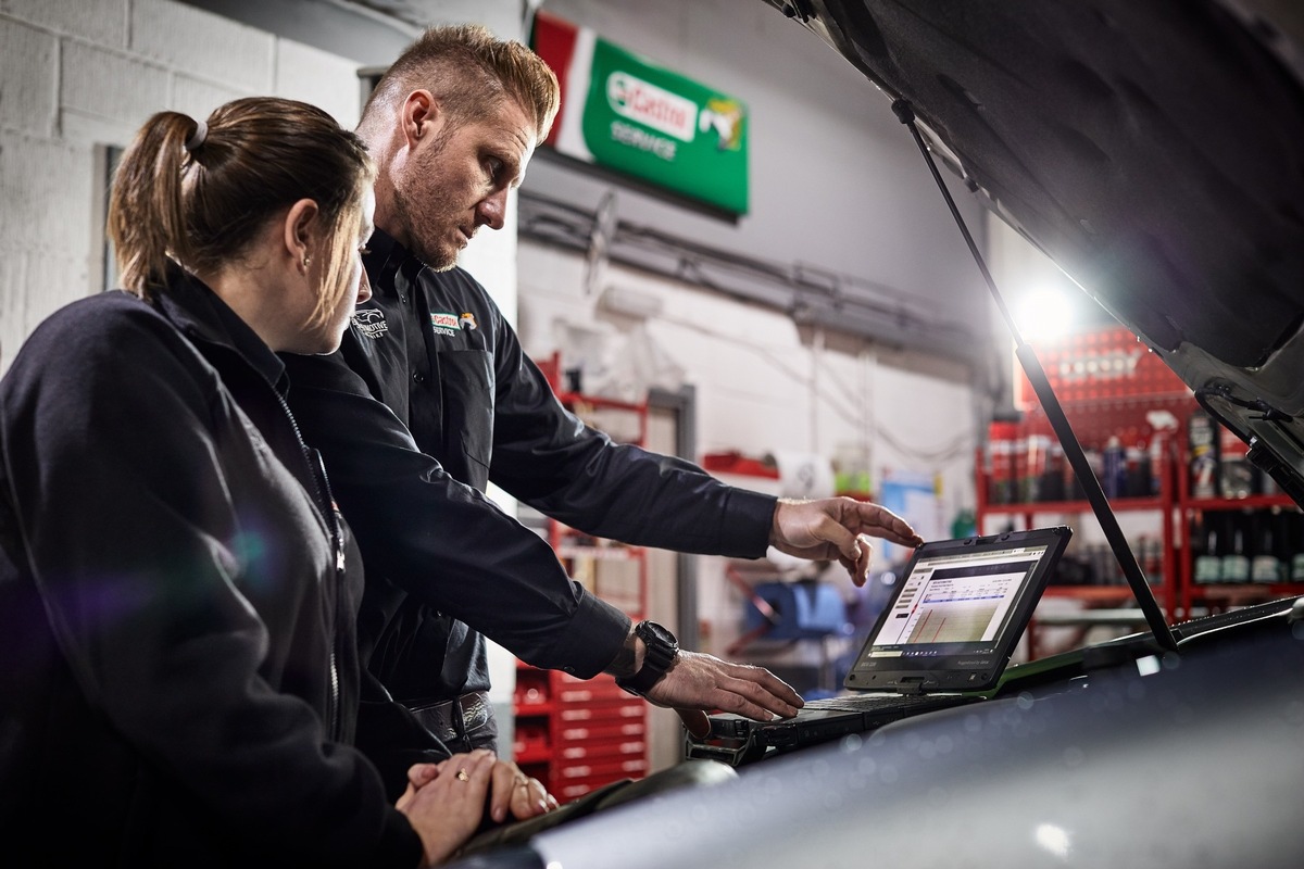 ***Umfrage von Castrol zeigt: Werkstätten verpassen wichtige Umsatzchancen***