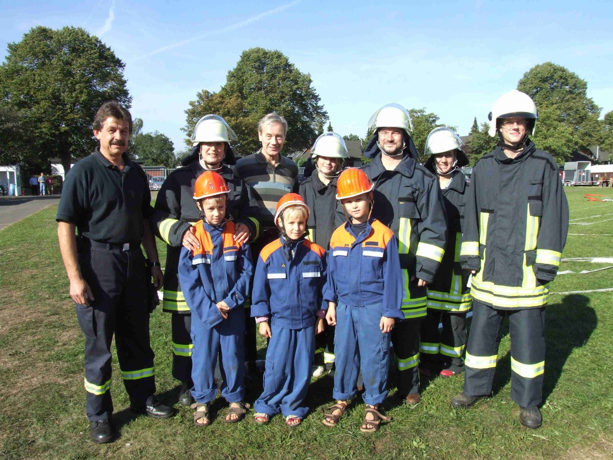 FW-LFVSH: 1.&quot;Feuerwehr-Mitmachtag&quot; war ein Riesen-Erfolg