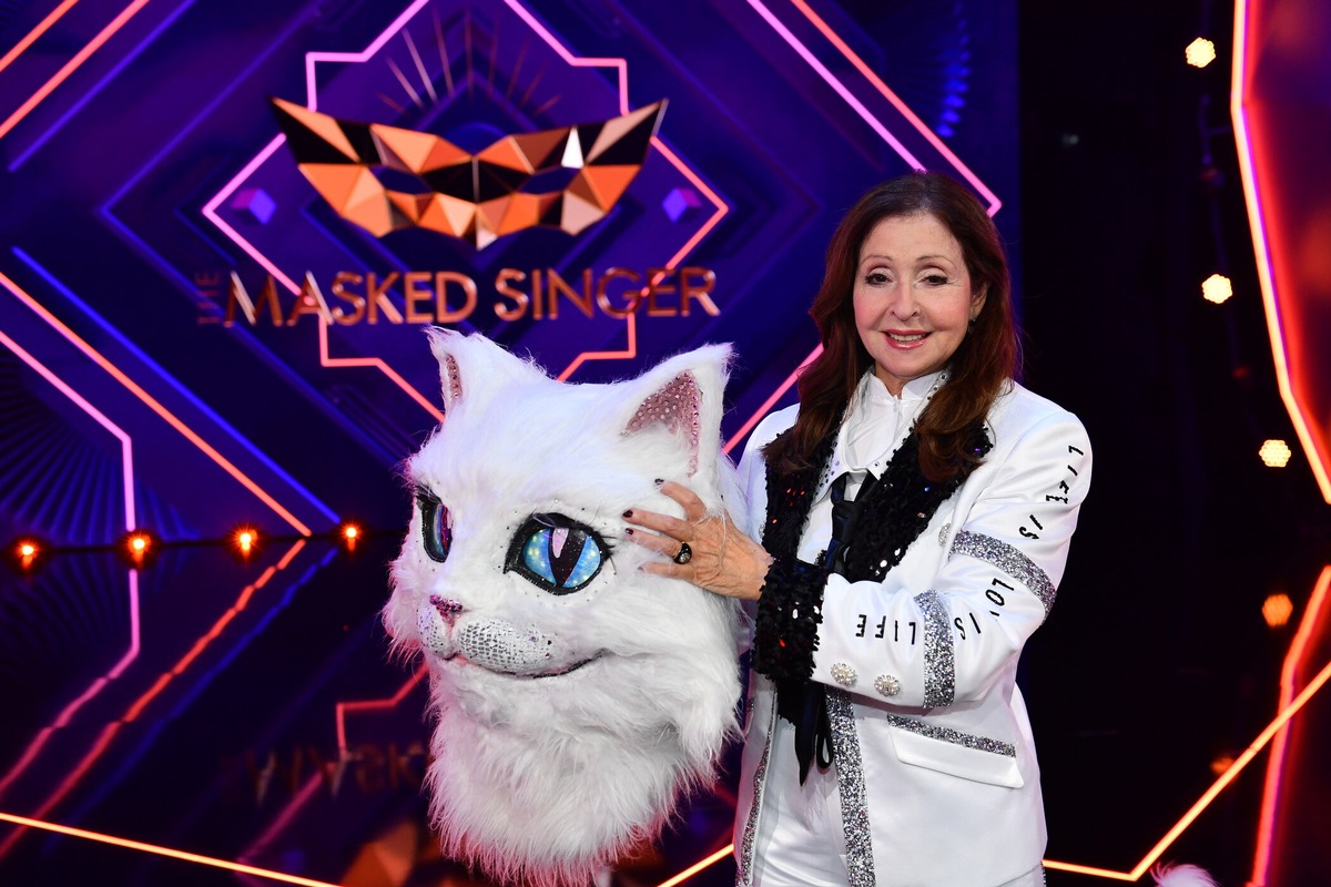 Auf neuem, einmaligen Sendeplatz: &quot;The Masked Singer&quot; und ProSieben glänzen als Marktführer / Vicky Leandros begeistert die Zuschauer als Katze