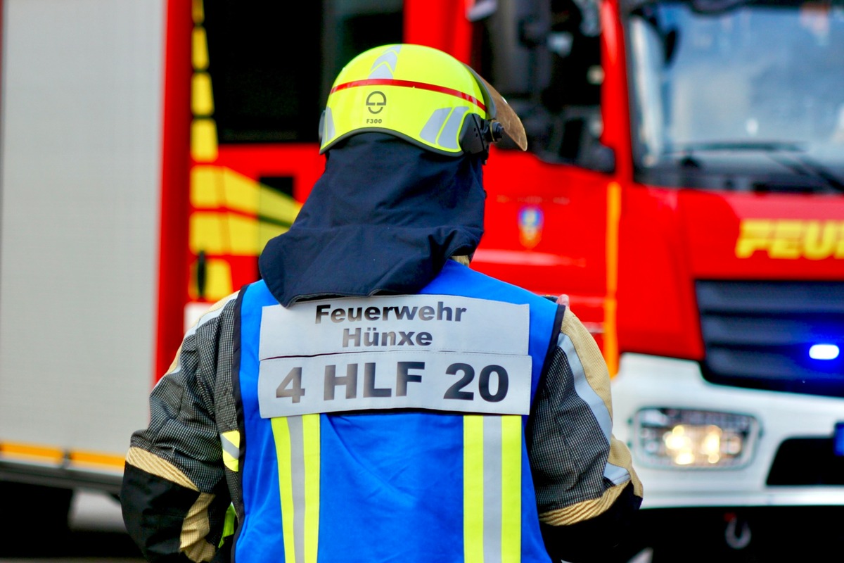 FW Hünxe: Ausgelöste Brandmeldeanlage