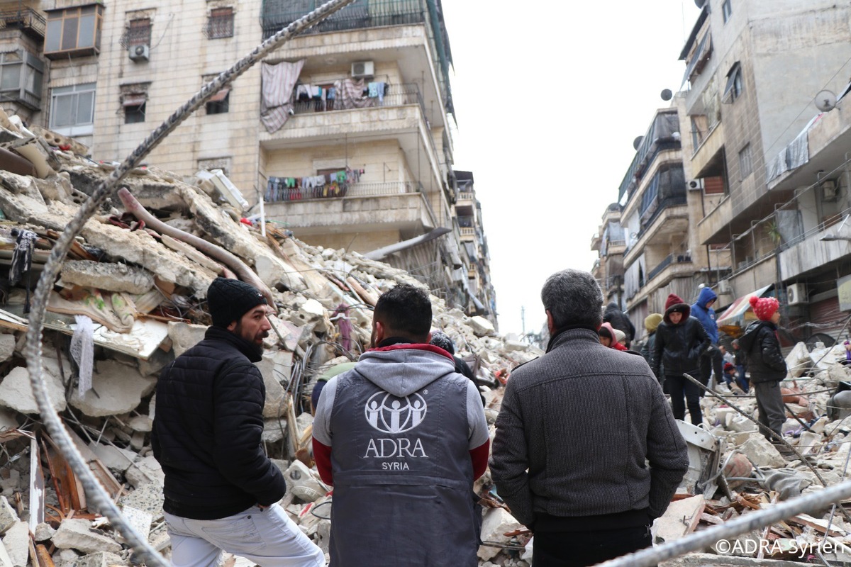 &quot;Aktion Deutschland Hilft&quot;: Erdbebenhilfe läuft auf Hochtouren / Bündnisorganisationen verteilen Zelte, Decken, Nahrungsmittel, Trinkwasser in der Türkei und in Syrien