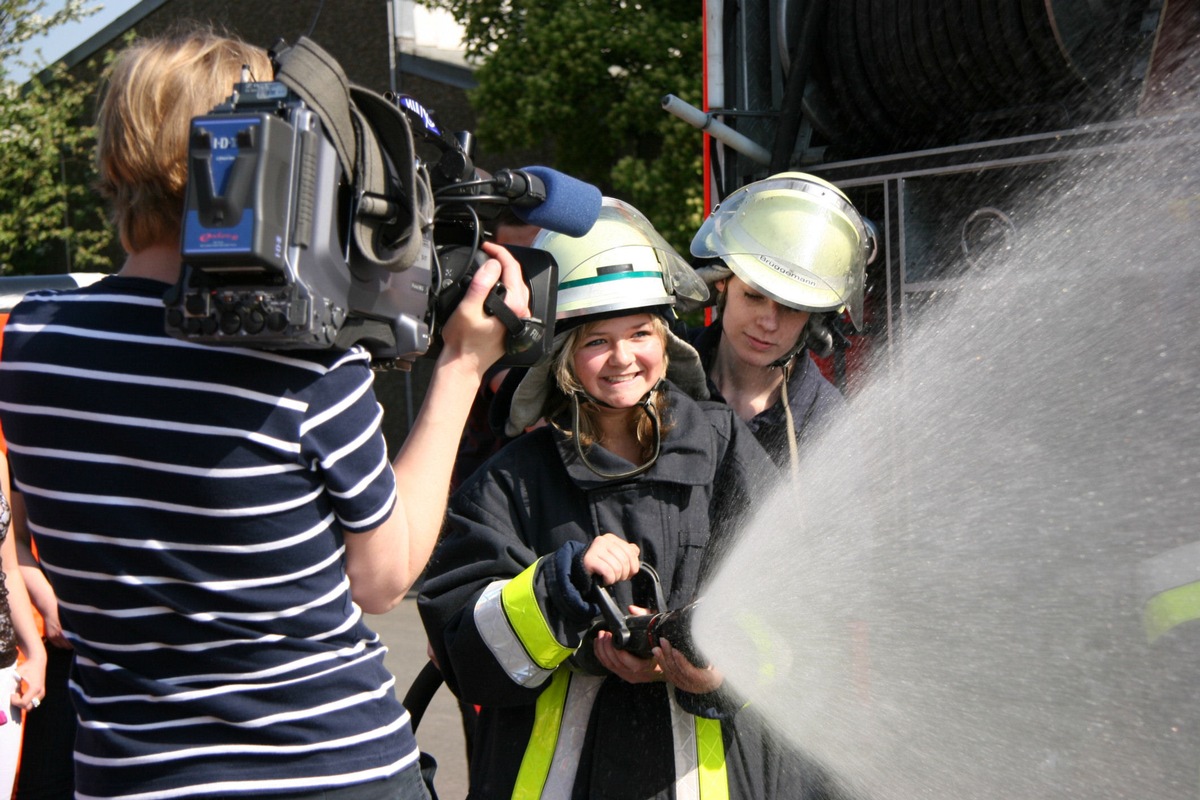 FW-E: Girls´day 2007 bei der FeuerwehrEssen, Fotobeilage