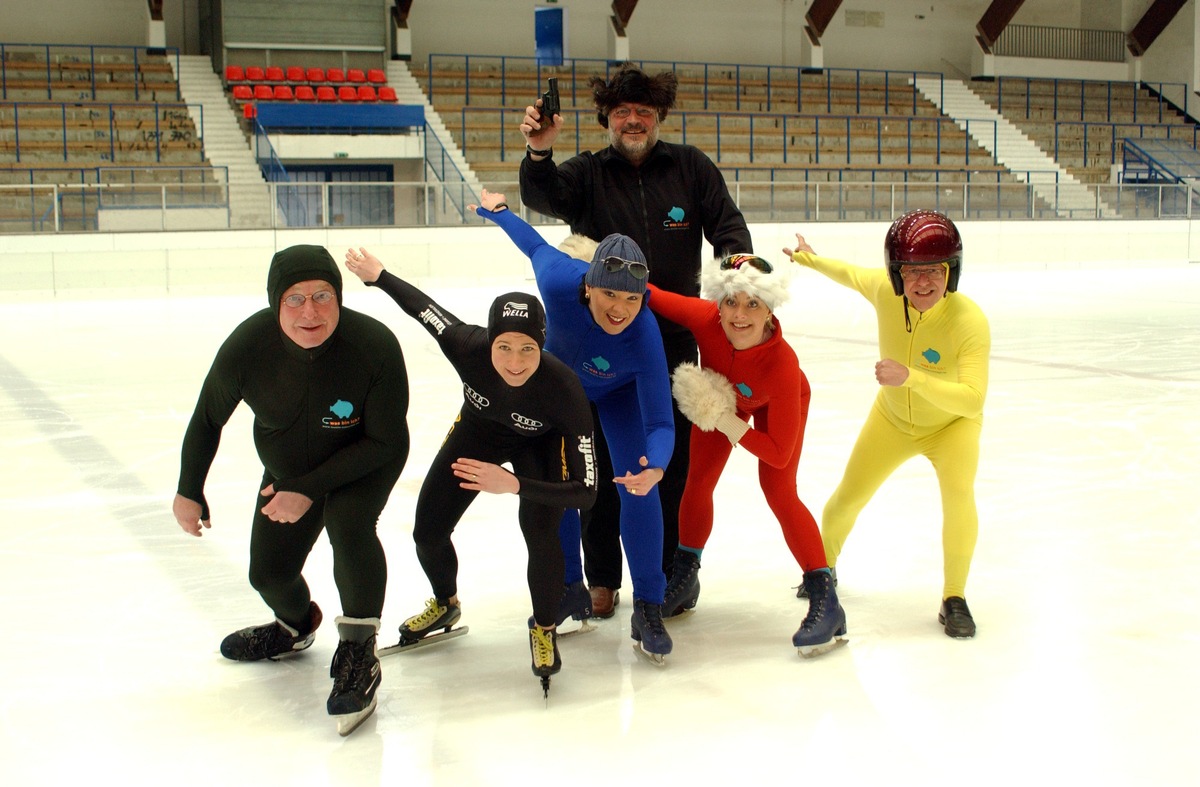 &quot;Was bin ich?&quot; on Ice: Das Eislauftraining mit Claudia Pechstein am 27. März 2003 bei Kabel 1 / Außerdem: Thomas Koschwitz als prominenter Ehrengast in der Sendung