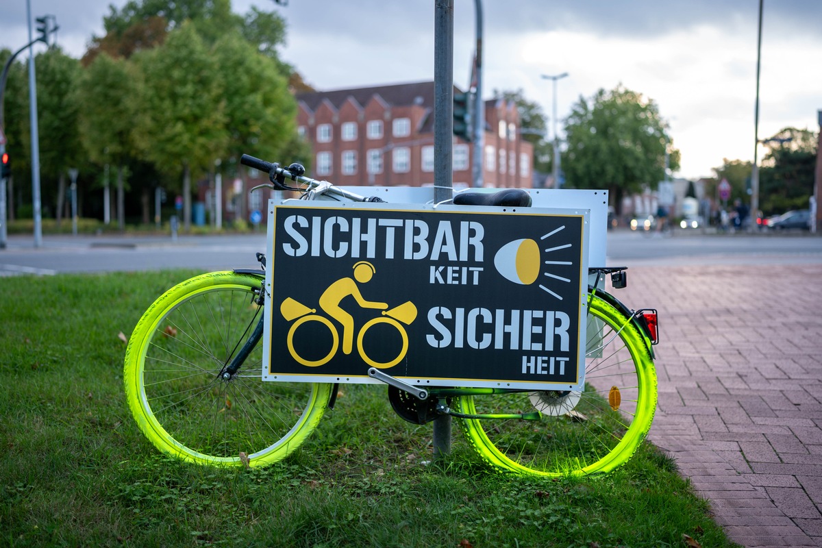 POL-LG: ++ #Herbstgefahren im Straßenverkehr ++ landesweite Aktion &quot;Sichtbarkeit=Sicherheit&quot; in Lüneburg präsent!&quot; ++ ACHTSAMKEIT &amp; SICHTBARKEIT IN DER DUNKLEN JAHRESZEIT ++