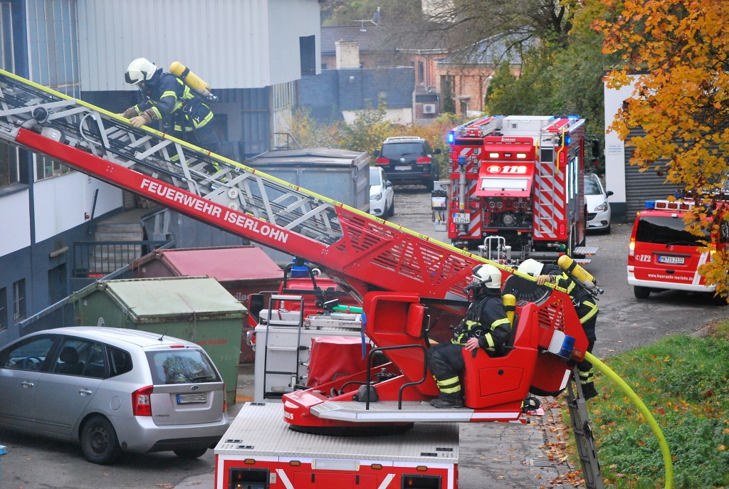 FW-MK: Langwieriger Einsatz bei Brand einer Absauganlage