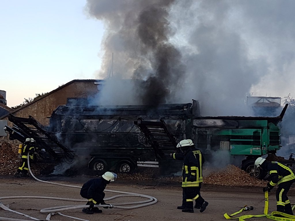 POL-PDPS: Zweibrücken / Abfall-Siebmaschine ausgebrannt