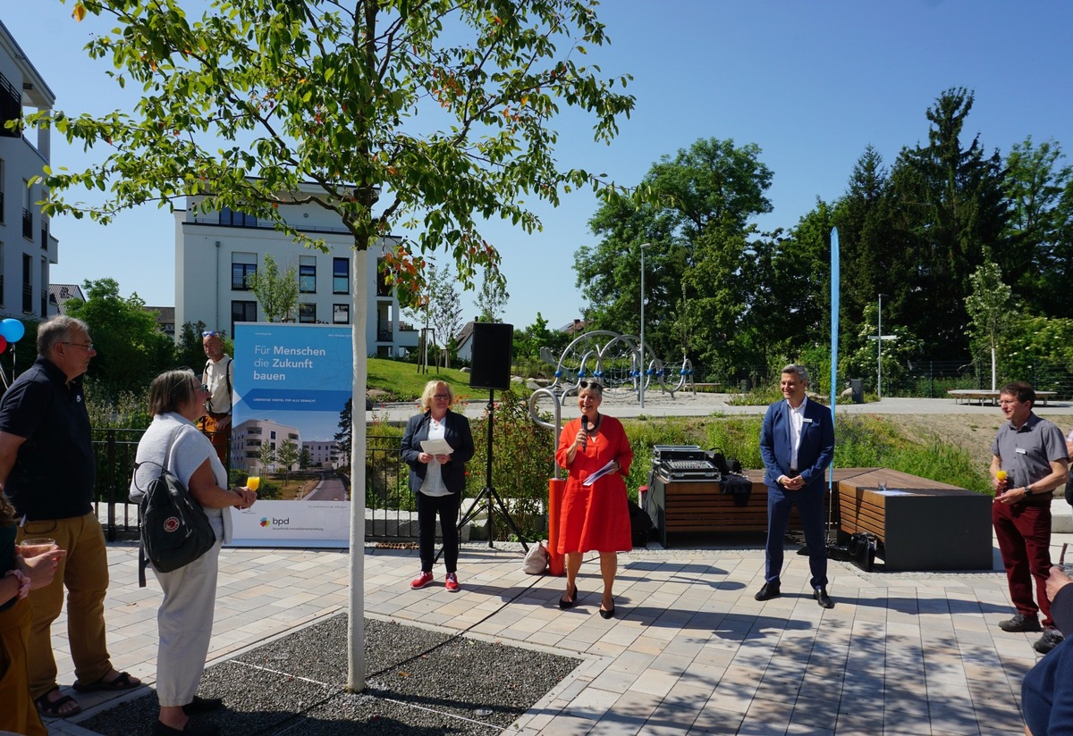 BPD und die Stadt Bensheim feiern die Übergabe des Abbé-Münch-Platz