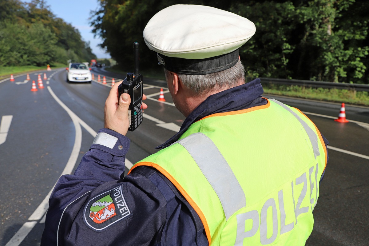 POL-UN: Schwerte - Bilanz eines Schwerpunkteinsatzes: Polizei zieht rumänischen Lkw aus dem Verkehr