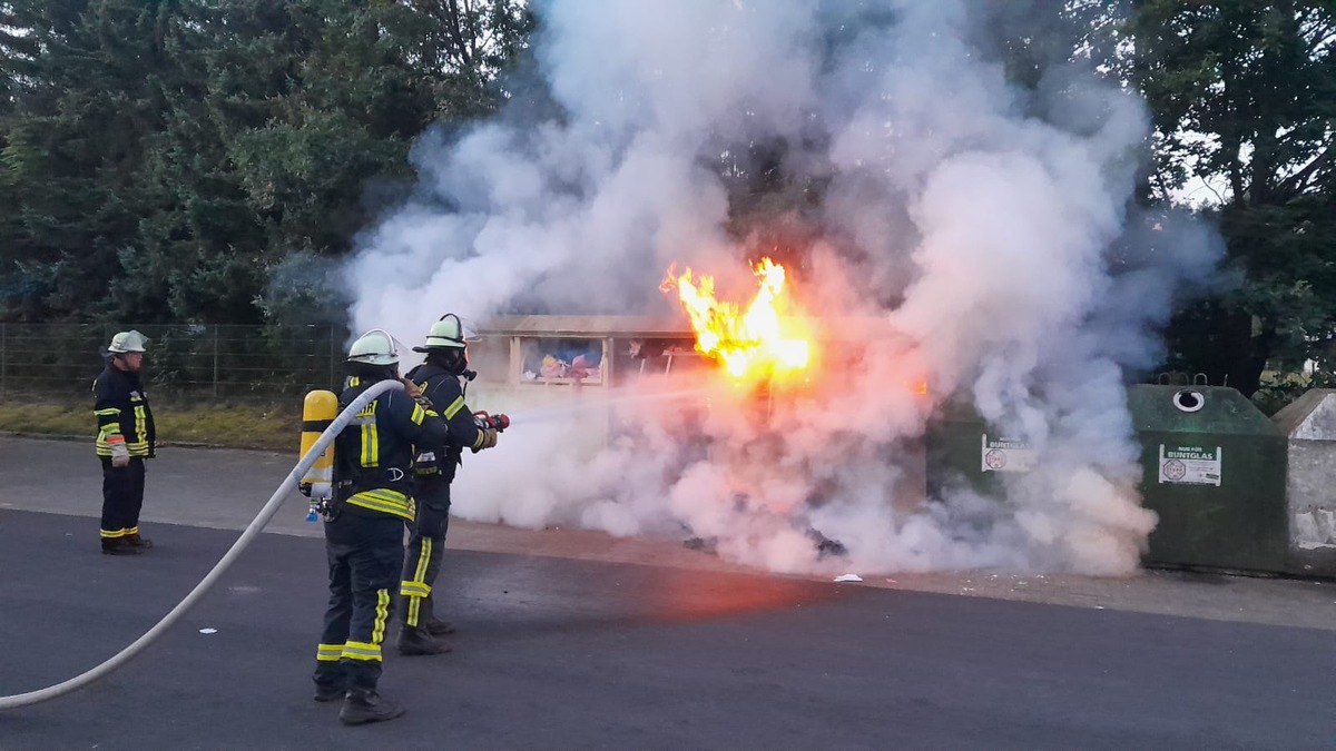 FW Celle: Containerbrand