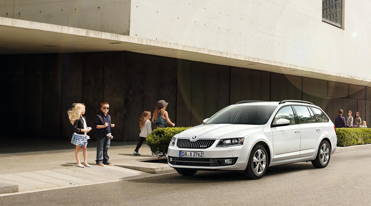 Spar- und Lademeister: Neuer SKODA Octavia Combi GreenLine ab sofort bestellbar (FOTO)