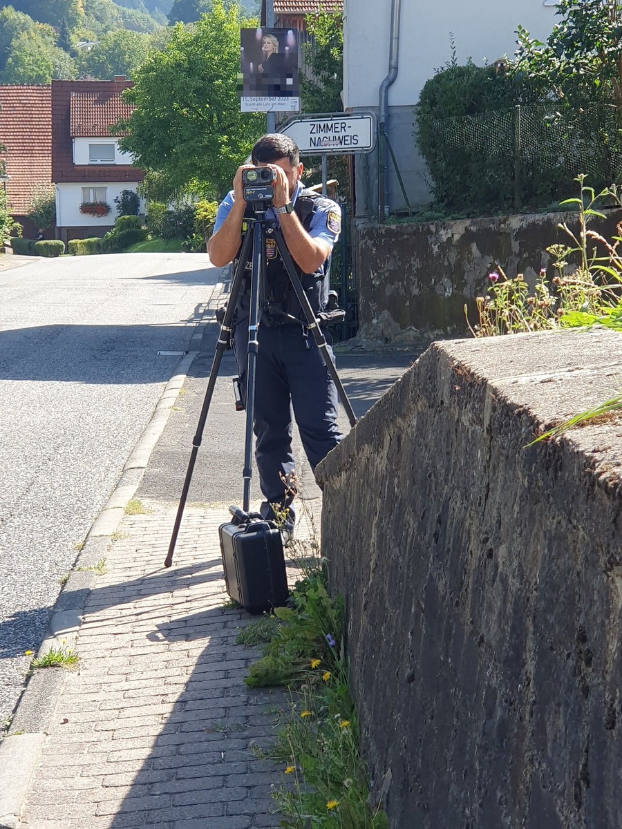 POL-OF: Zwei Fünfjährige leicht verletzt, fünf Kilogramm Amphetamin bei Fahrzeugkontrolle aufgefunden, Festnahme aufgrund Haftbefehl sowie gefälschter Dokumente und mehr