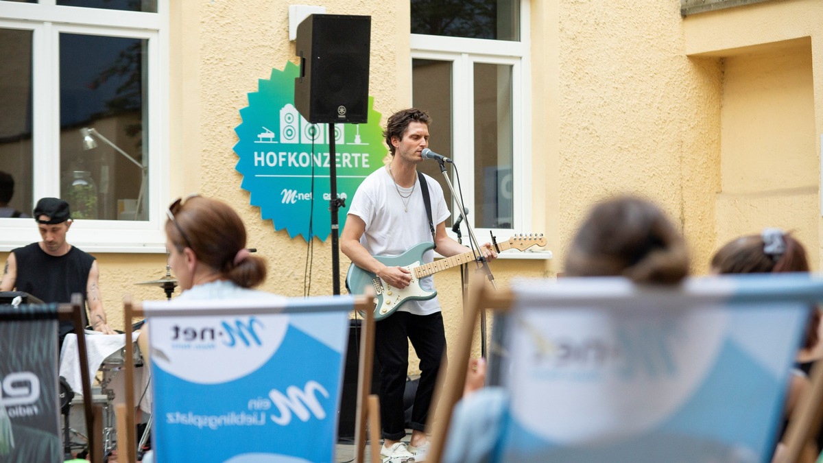 M-net schafft einzigartige Live-Musik-Momente zusammen mit den Hofflohmärkten München