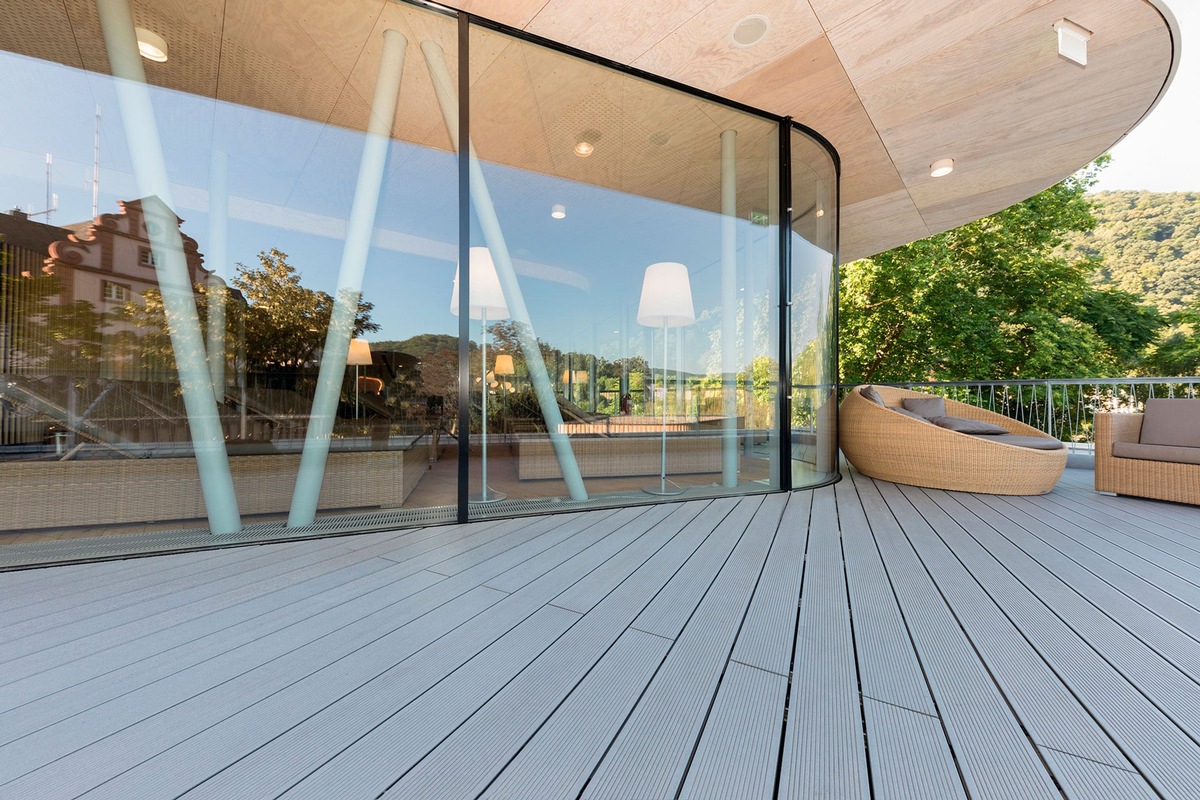 WPC market in transition: Naturinform expands range of sustainable decking boards