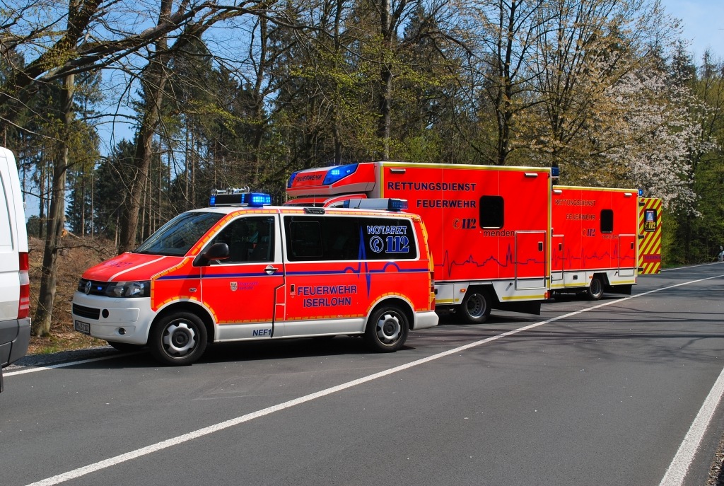 FW-MK: Schwerer Frontalunfall auf der Dortmunder Straße