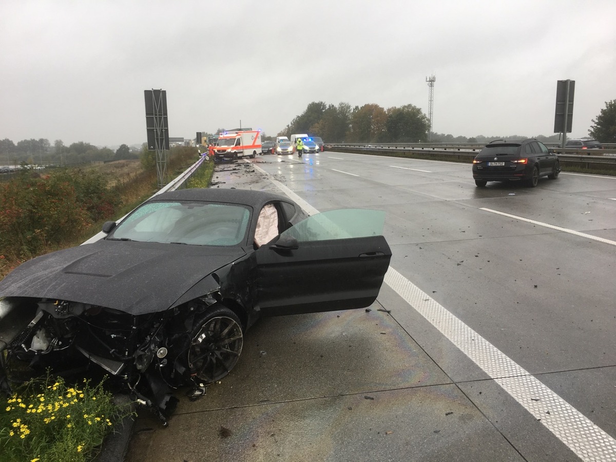 POL-ROW: Erhebliche Behinderungen auf der A 1 dauern an