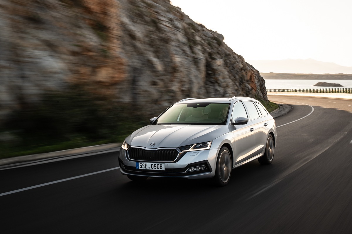 Geräumiger, vernetzter und emotionaler: der neue SKODA OCTAVIA (FOTO)