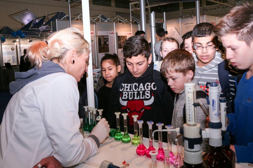 WASsERLEBEN punktet bei Schülern und Ausstellern