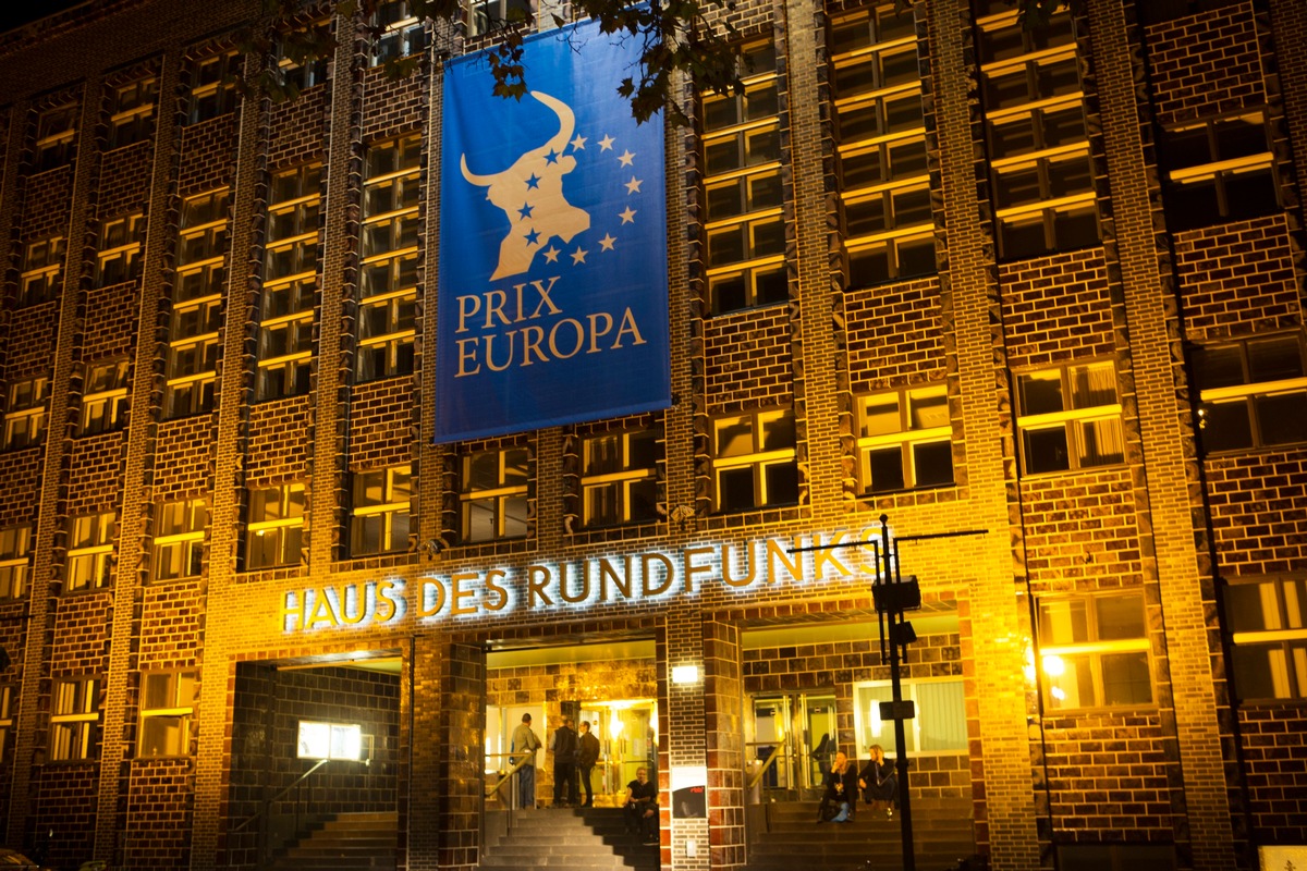 30 Jahre PRIX EUROPA / Medienfestival startet mit Appell von rbb-Intendantin - Rekordbesuch erwartet