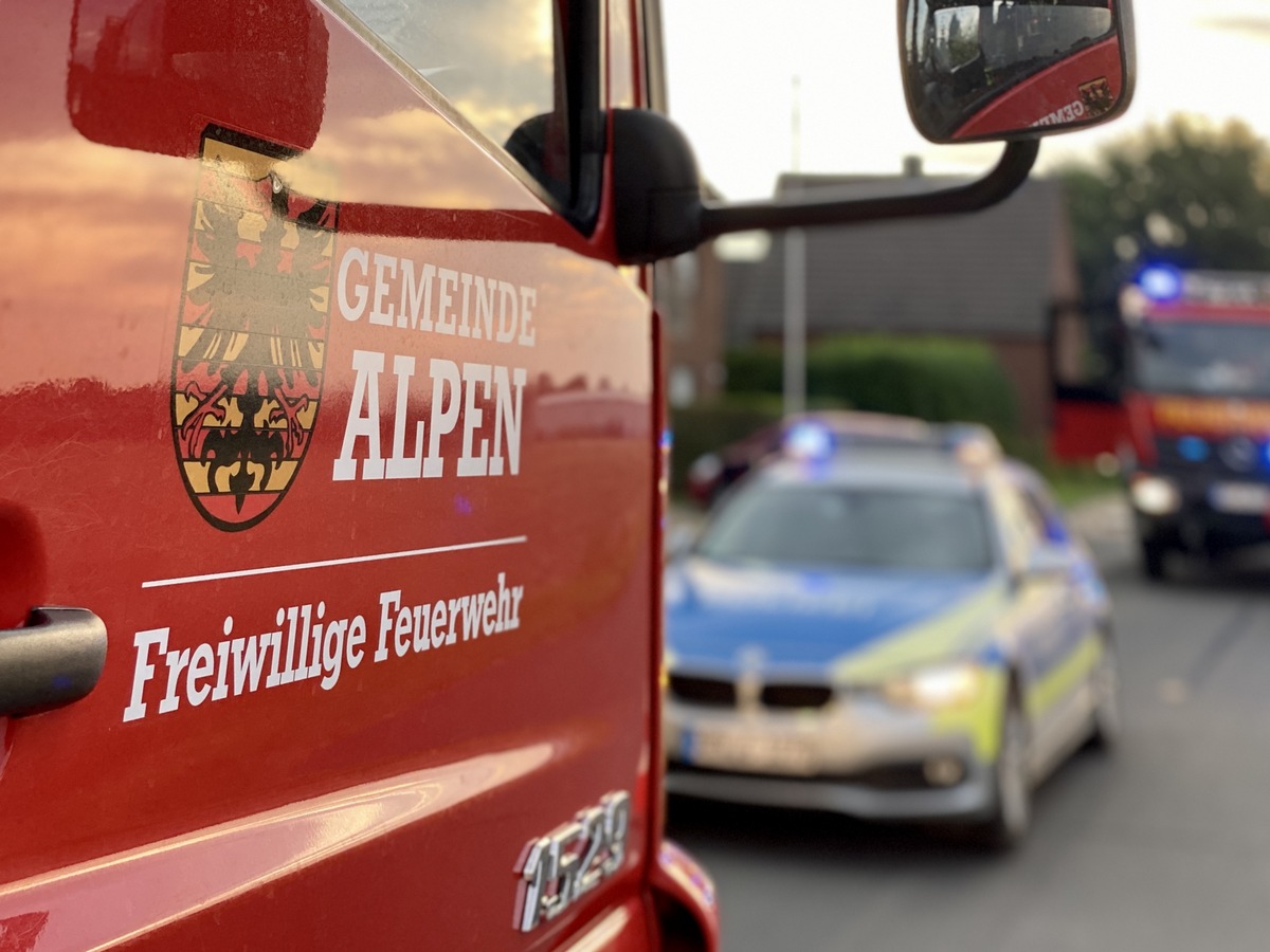 FW Alpen: Gemeldete Rauchentwicklung im Bereich der A57