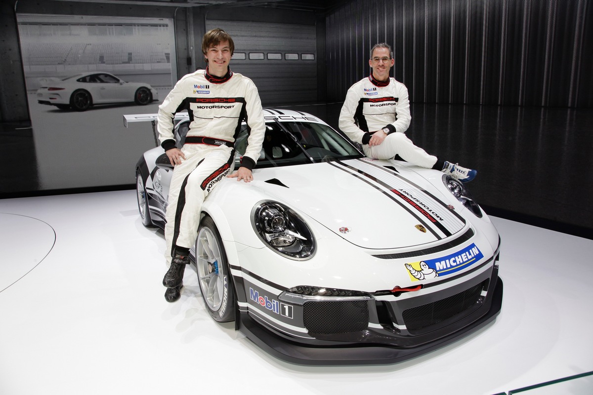 L&#039;équipe Fach Auto Tech disputera la saison 2013 avec Alain Menu et Christian Engelhart / Dans les starting-blocks de la Porsche Mobil 1 Supercup (IMAGE)