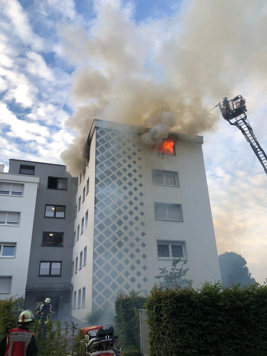 FW-DO: 13.08.2021 Zeitgleich zwei Wohnungsbrände in Wickede und der Innenstadt