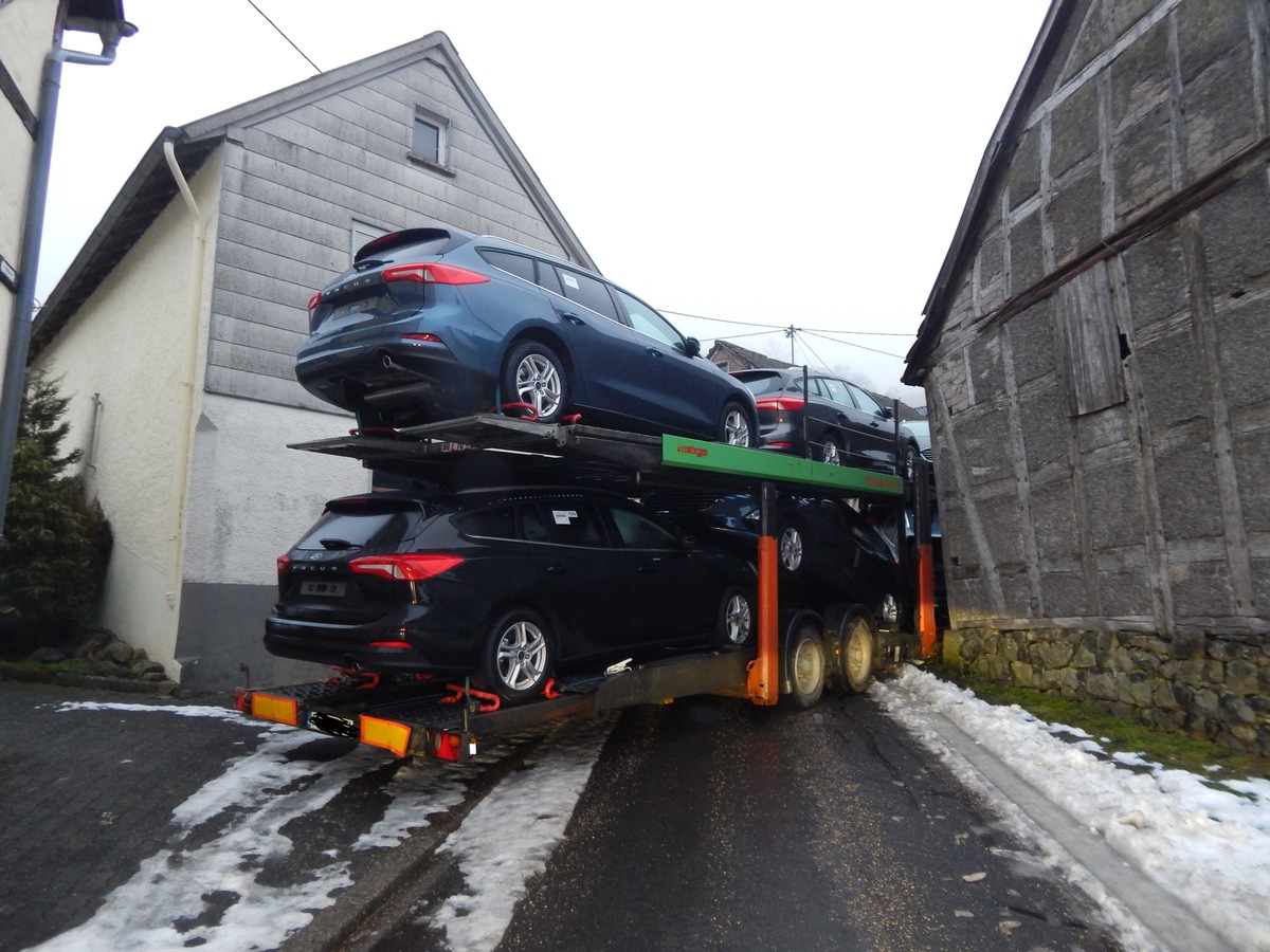 POL-PDMY: Autotransporter auf Abwegen