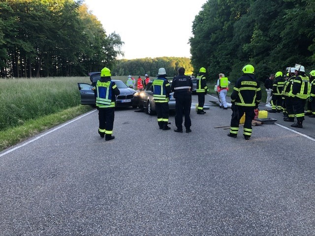 POL-PDPS: Verkehrsunfall mit drei verletzten Personen