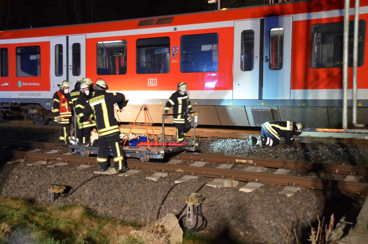 POL-STD: 47-jähriger Mann in Dollern von S-Bahn überrollt und durch Glück nicht schwer verletzt