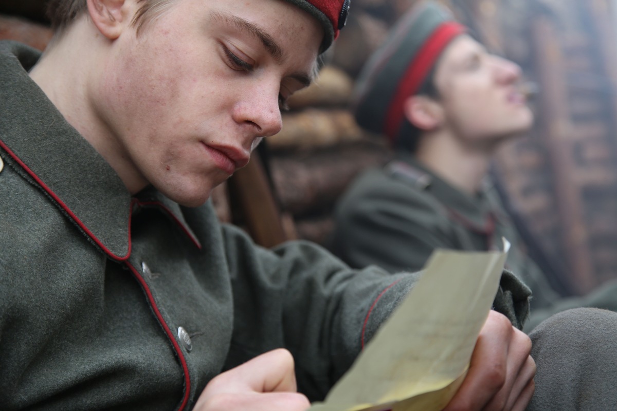 &quot;ZDFzeit&quot;-Dokumentation &quot;Mit Jubel in die Hölle&quot; / Auftakt zum Gedenken an den Ersten Weltkrieg (FOTO)