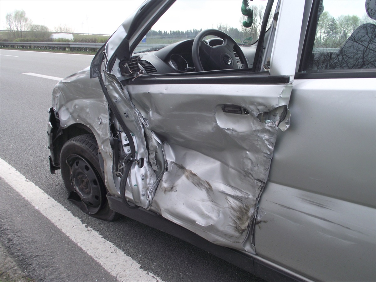 POL-HST: Verkehrsunfall mit zwei Verletzten auf der A 20