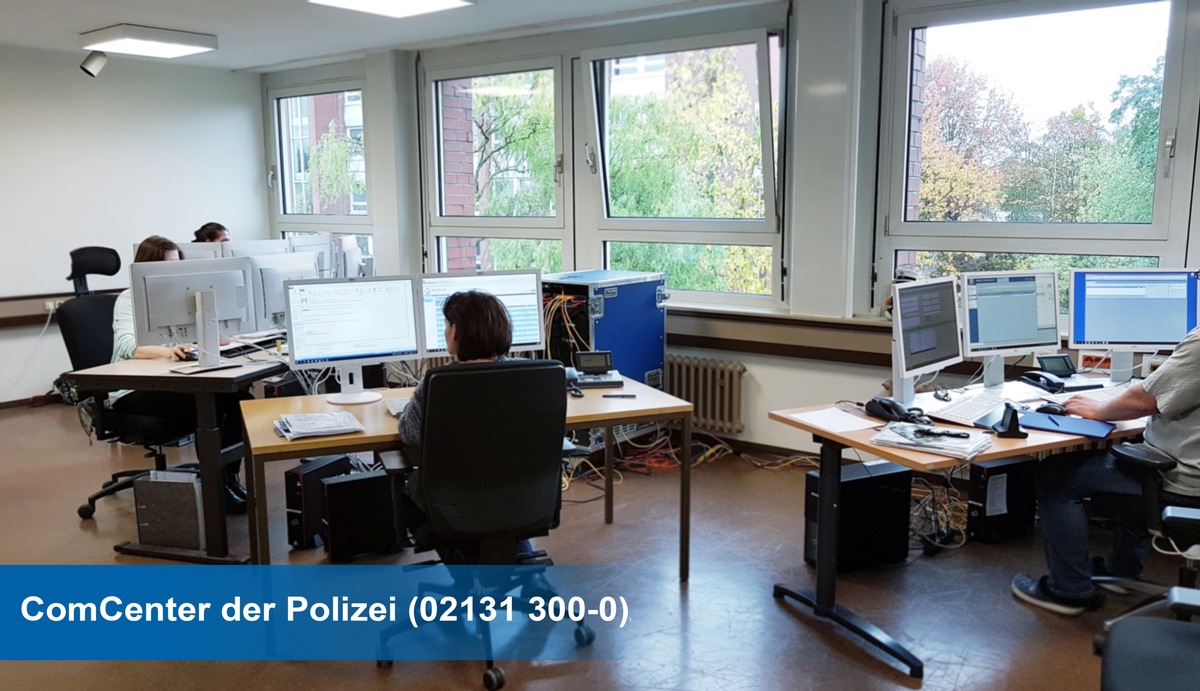 POL-NE: Was macht eigentlich... die Einsatzleitstelle der Polizei? ComCenter und das Lagezentrum der Polizei