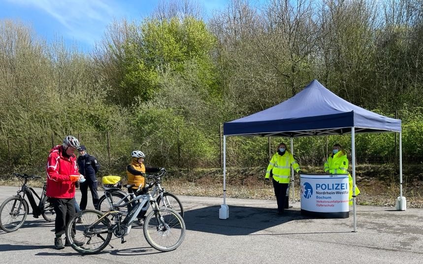 POL-BO: Wattenscheid / Montag, 26. April: Gemeinsames Pedelec-Training mit der Polizei und der Verkehrswacht Bochum