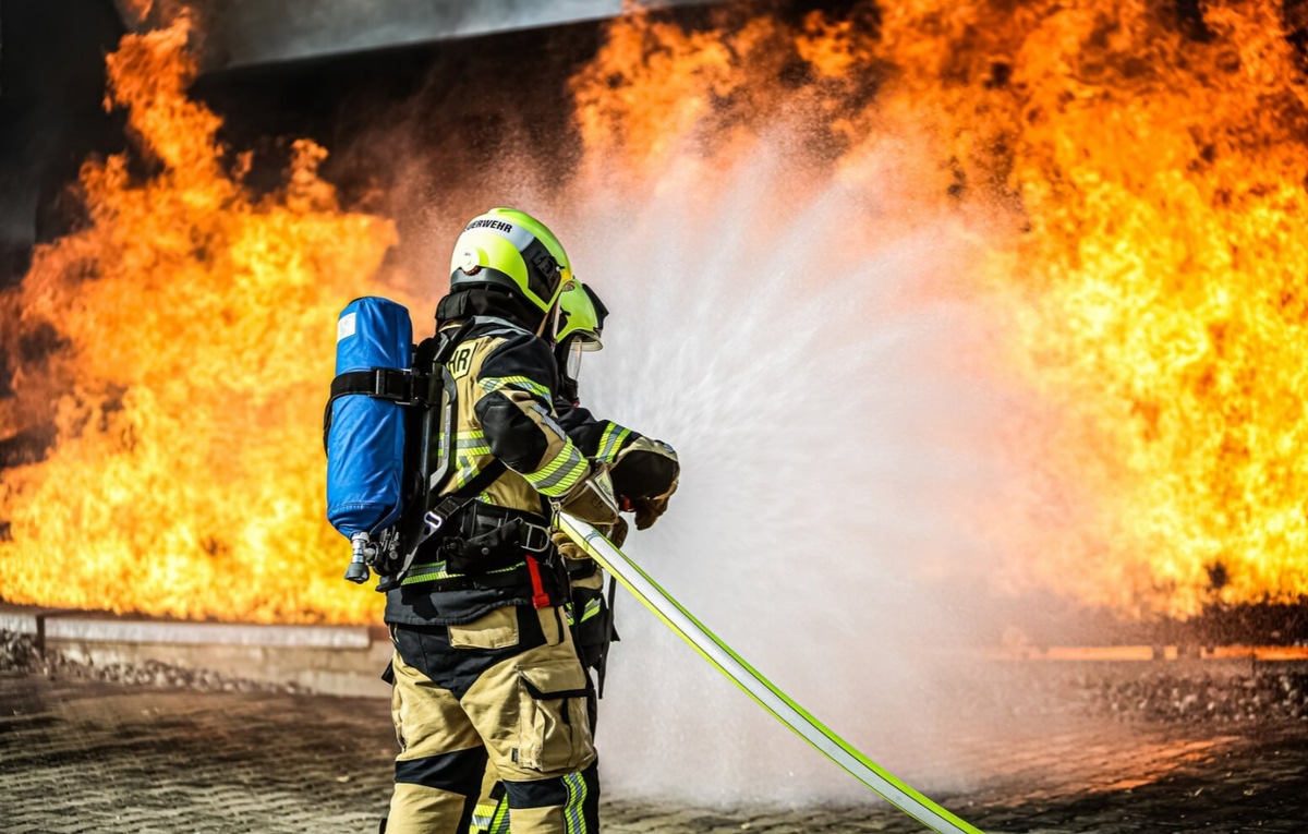 Sparen, bis es quietscht, wird zu sparen, bis es klemmt / Die Berliner Feuerwehr unter Druck