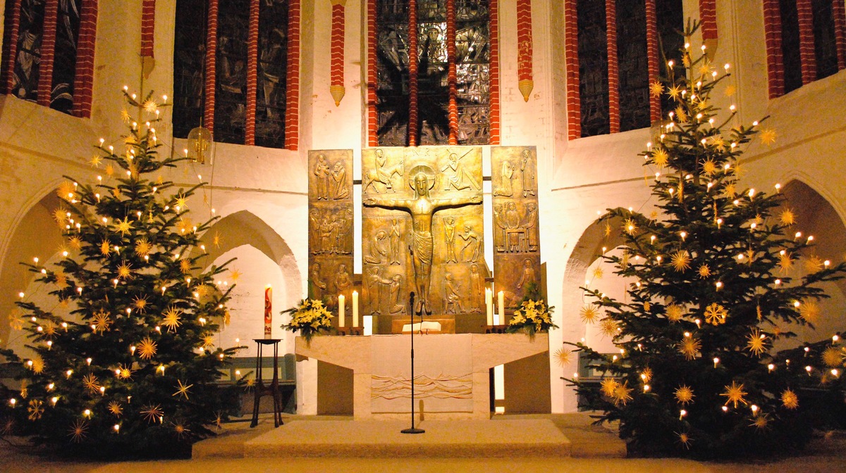 Kirchliche Sendungen zu Weihnachten 2020 und zu Neujahr 2021