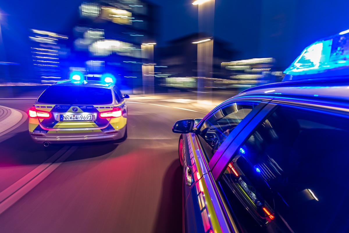 POL-ME: Polizei zieht unter Drogen stehenden Raser aus dem Verkehr -  Monheim am Rhein