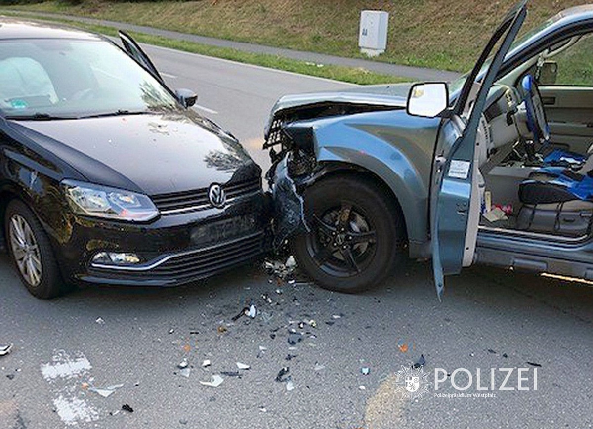 POL-PPWP: Hat ein Fahrer das Rotlicht missachtet?