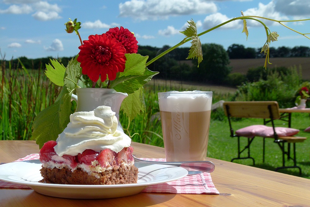 PRESSE-INFORMATION: Schöne Hofcafés in Schleswig-Holstein