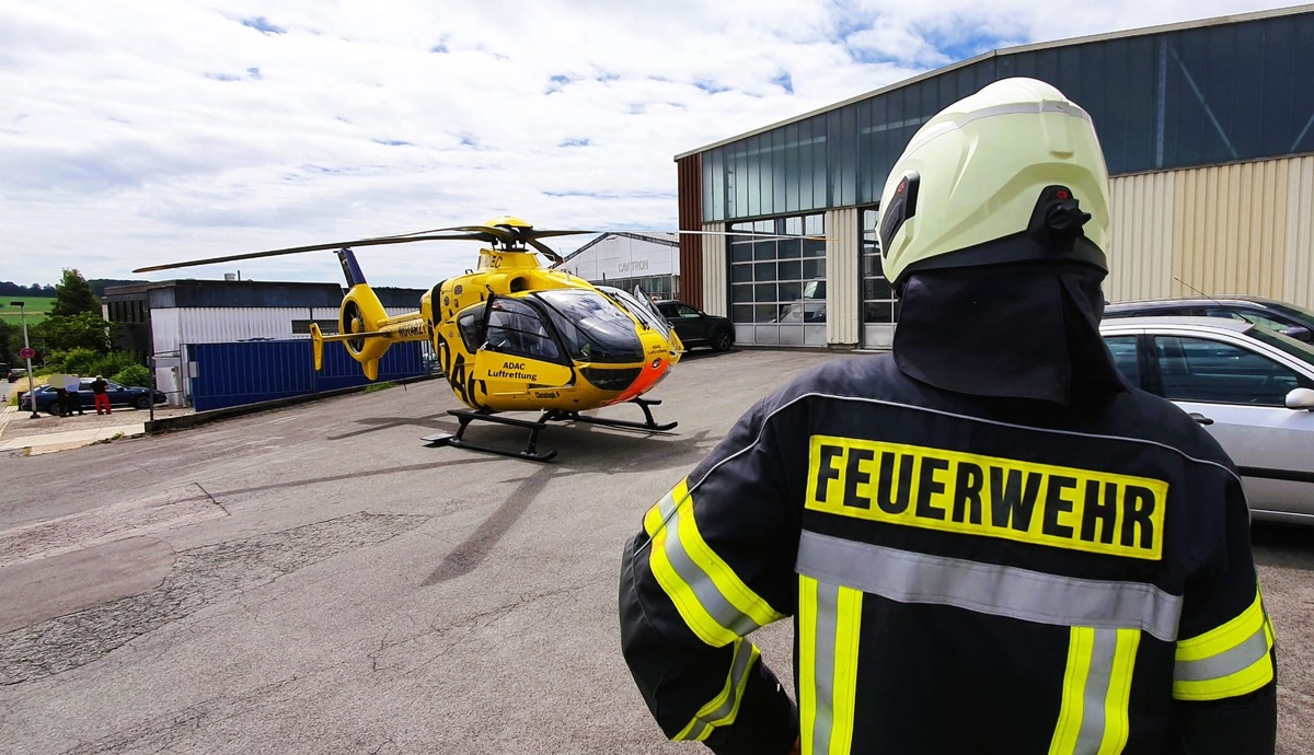 FW-EN: Rettungshubschrauber nach Arbeitsunfall im Einsatz