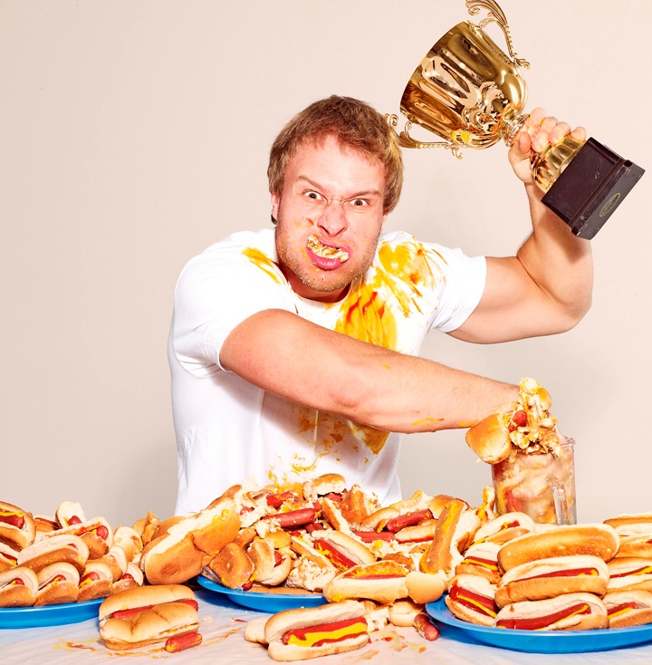 &quot;Abenteuer Leben täglich&quot;-Extremesser Furious Pete im Hot Dog-Fieber (BILD)