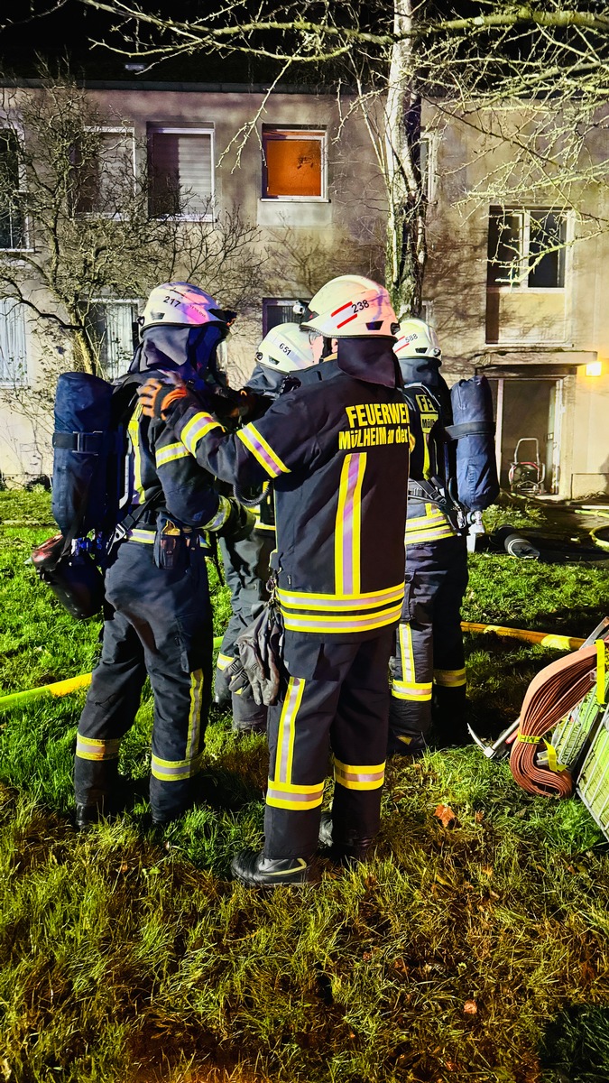 FW-MH: Kellerbrand in einen Mehrfamilienhaus-Rauchmelder retten Leben