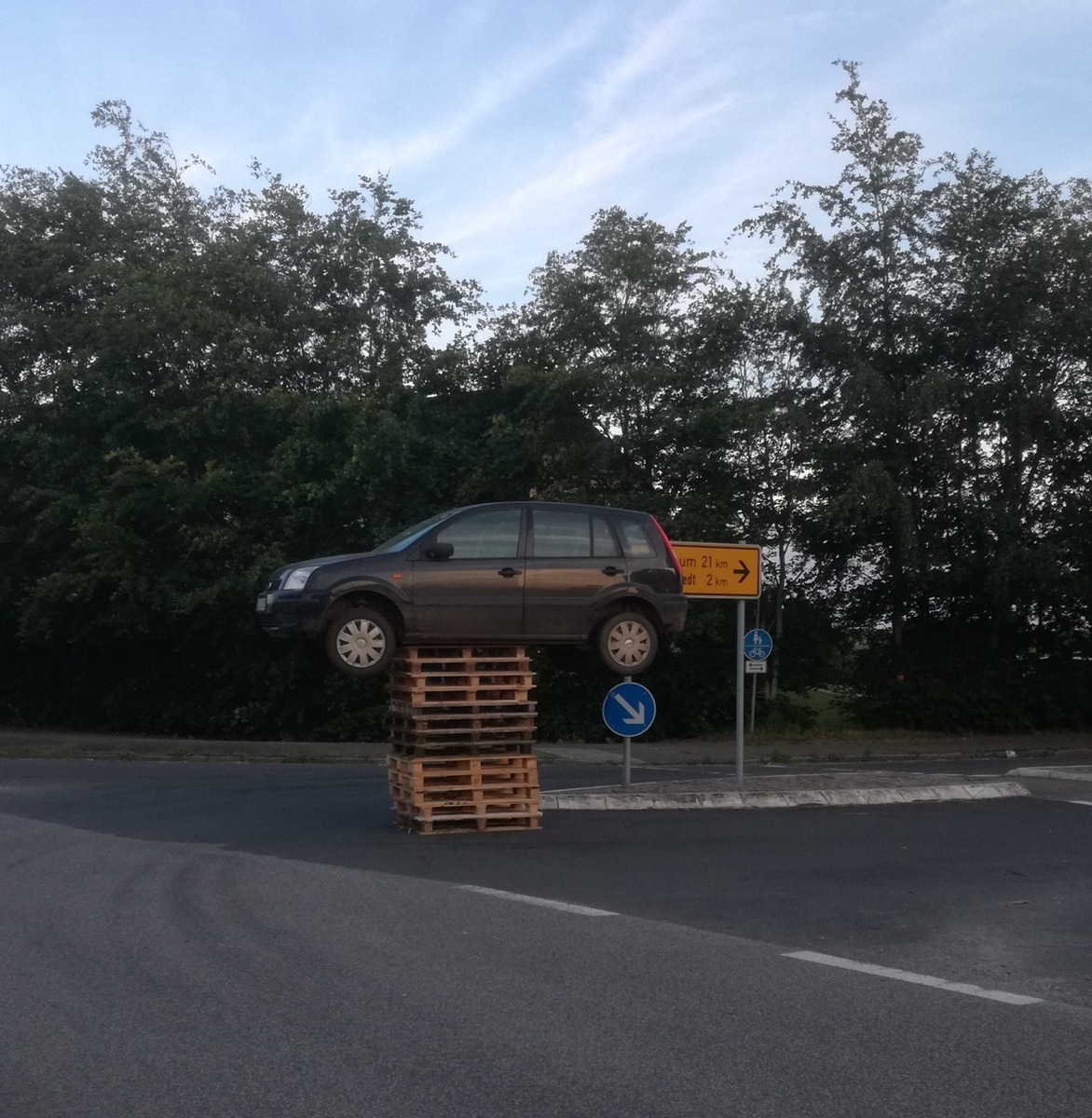 POL-FL: Dörpstedt: Kein Scherz -  Verkehrsgefährdung!