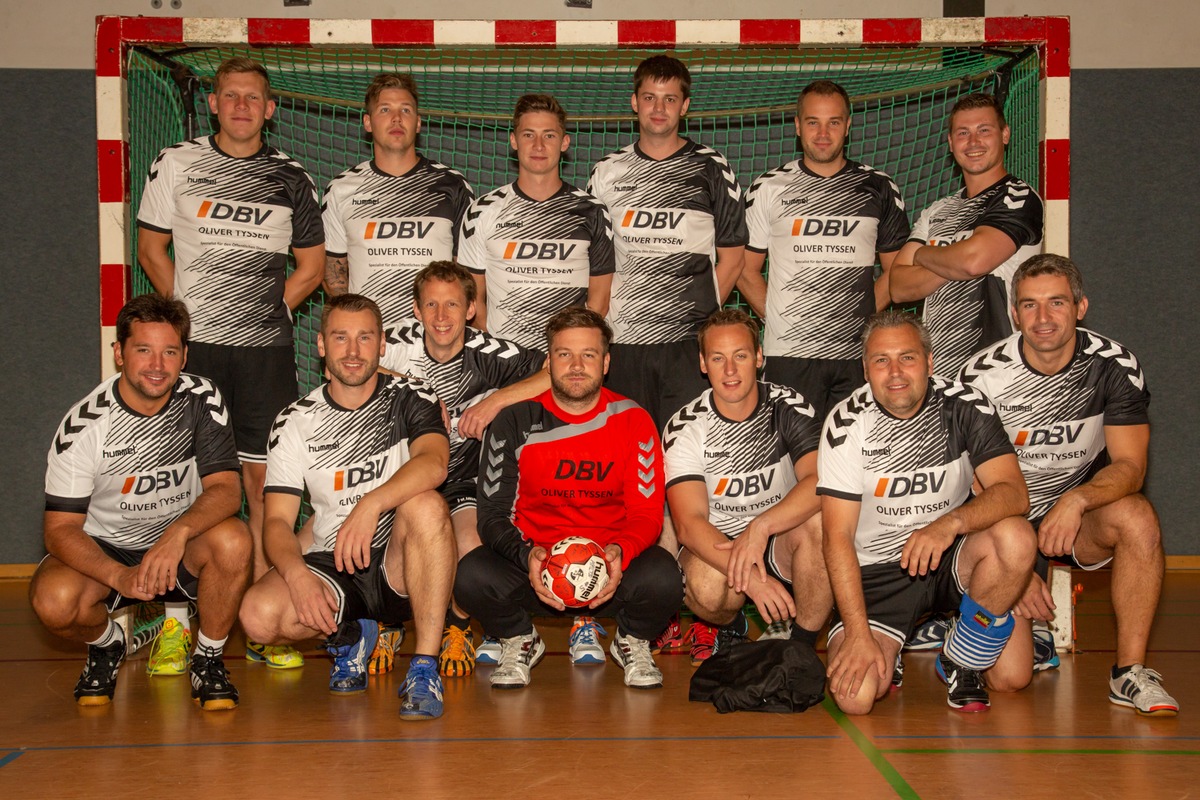 FW-D: Deutscher Meister 2018!
Handballer der Feuerwehr Düsseldorf schaffen den Hattrick