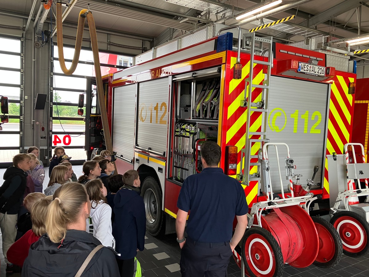 FW Alpen: Brandschutzerziehung der Grundschulen in der Gemeinde Alpen