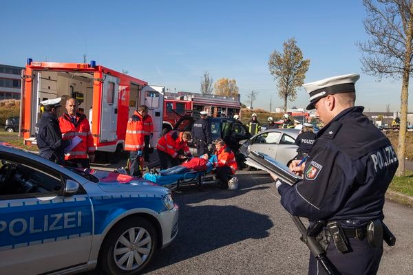 POL-REK: 170911-4: Verkehrsunfall mit einem schwer Verletzten- Kerpen