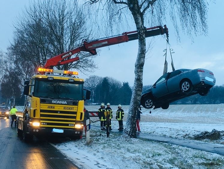 POL-CE: Wardböhmen - Glätteunfall noch mal glimpflich ausgegangen