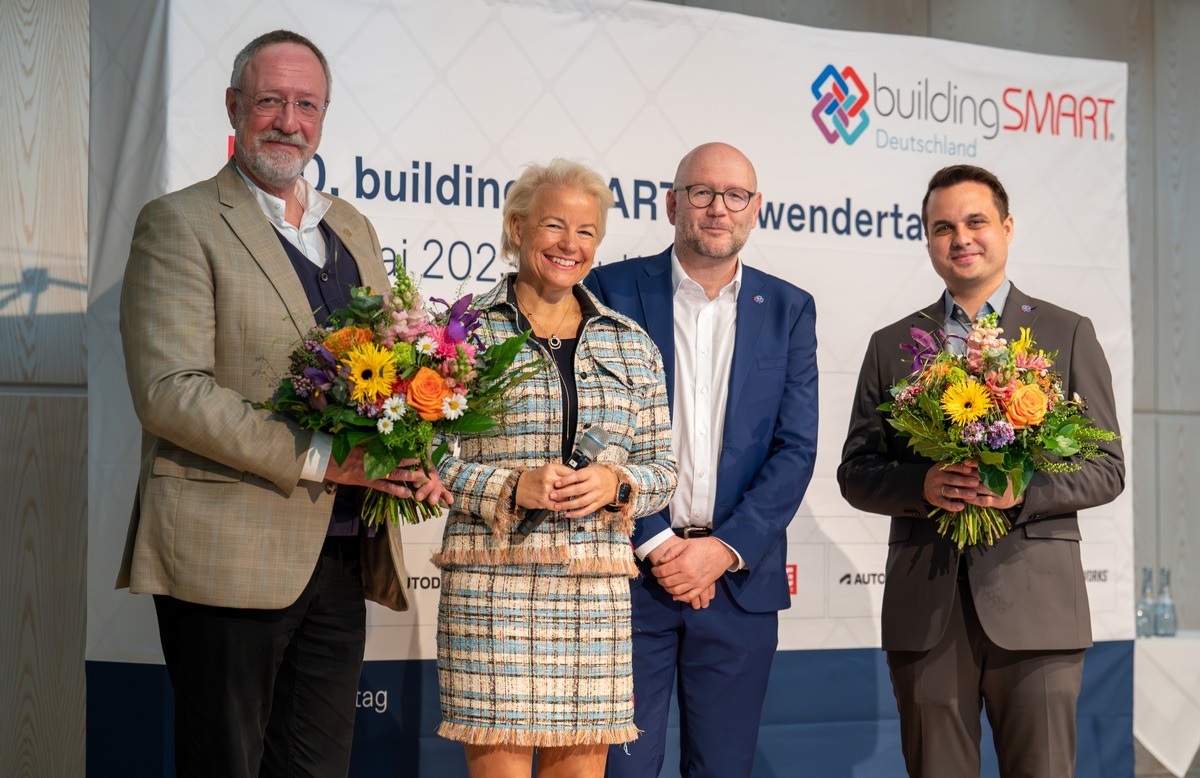 Neuer Vorstandsvorsitzender bei buildingSMART Deutschland: Auf Prof. Rasso Steinmann folgt Prof. Dr. Cornelius Preidel